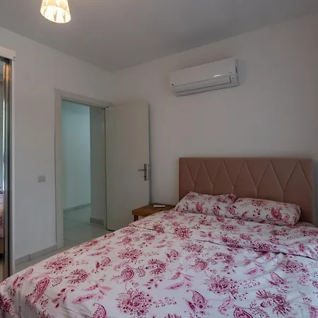 Sare Downtown Aparthotel