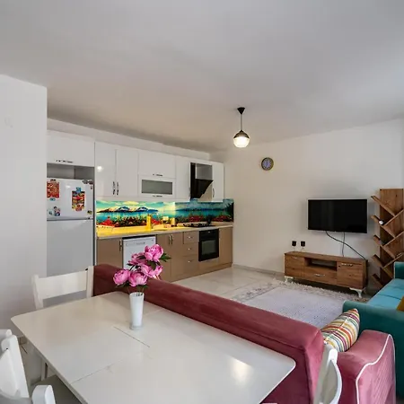 Sare Downtown Aparthotel 4*